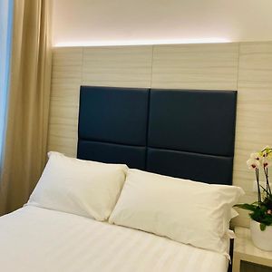 Budget Zimmer mit Kingsize-Bett
